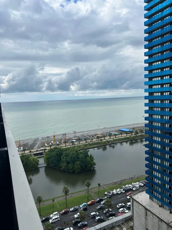 Квартира Апартаменты студия в центре города в Orbi city с видом на море и горы — Батуми