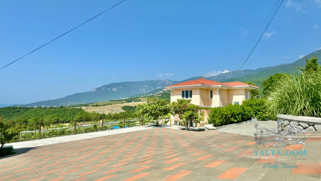 Дом в тихом и прекрасном месте Лавровое