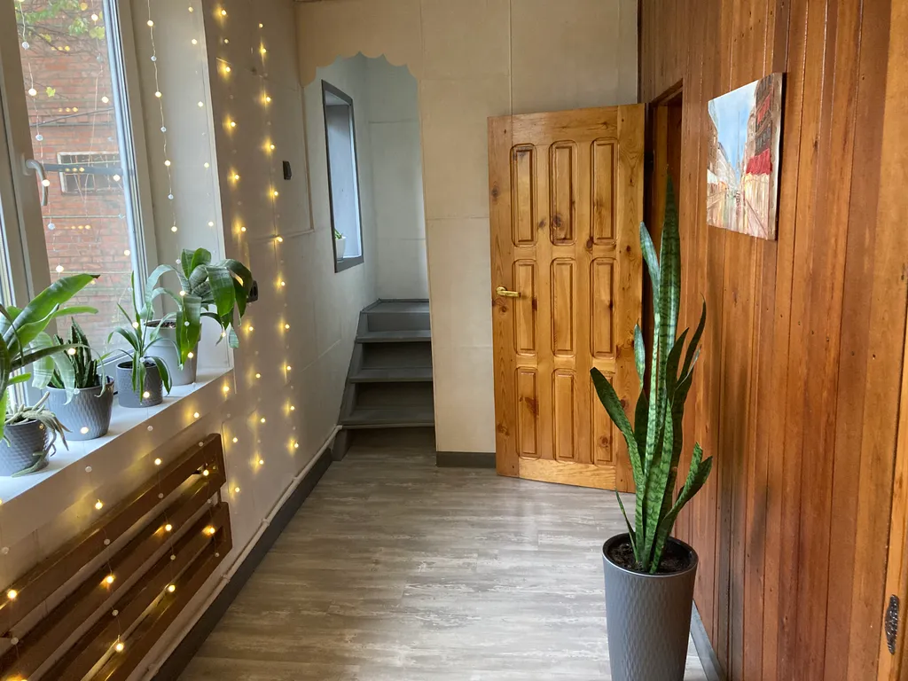 Чудесный дом на берегу реки