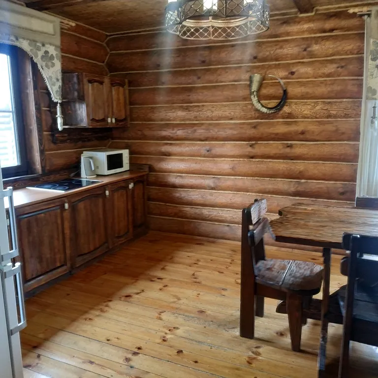 Уютный загородный коттедж недалеко от центра города