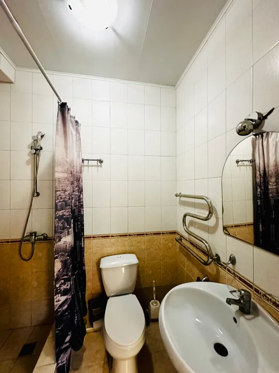 Квартира Квартира Уютные номера на 1 этаже в гостевом доме Эльбрус на 1 линии в Адлере — Адлер