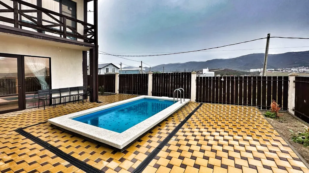 Коттедж с сауной и бассейном