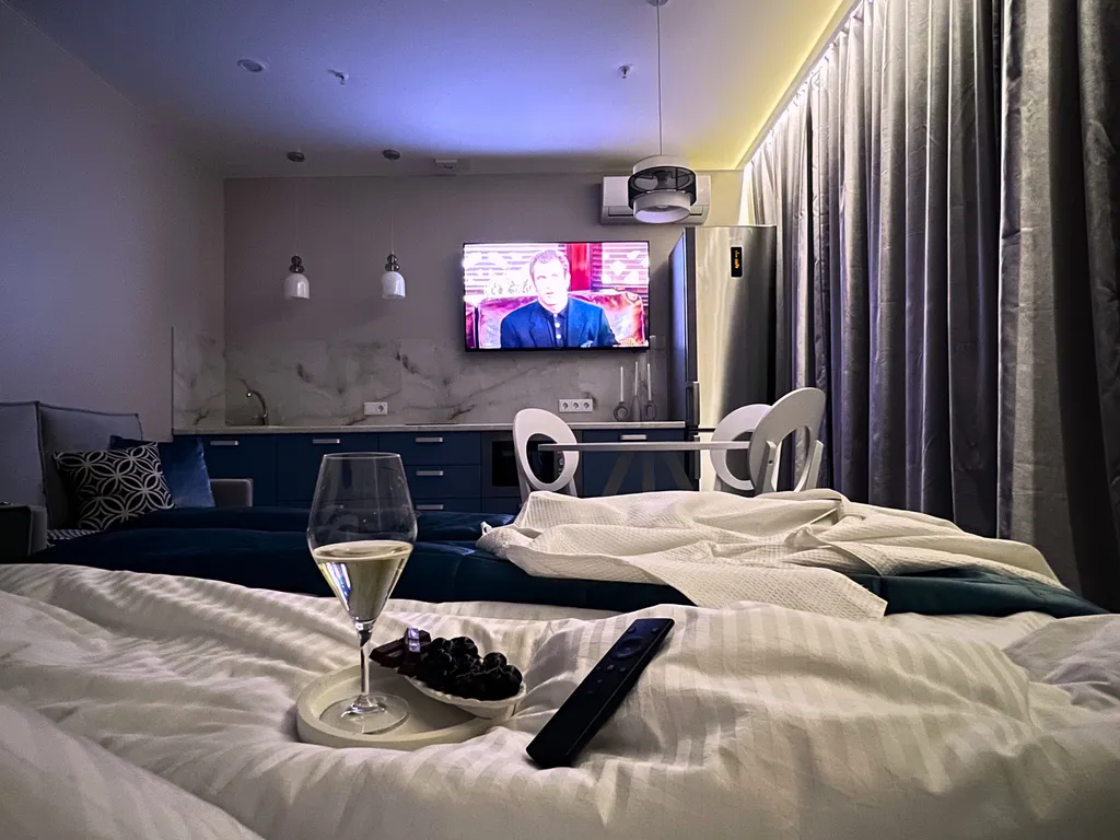 Шикарная студия с террасой и видом на реку