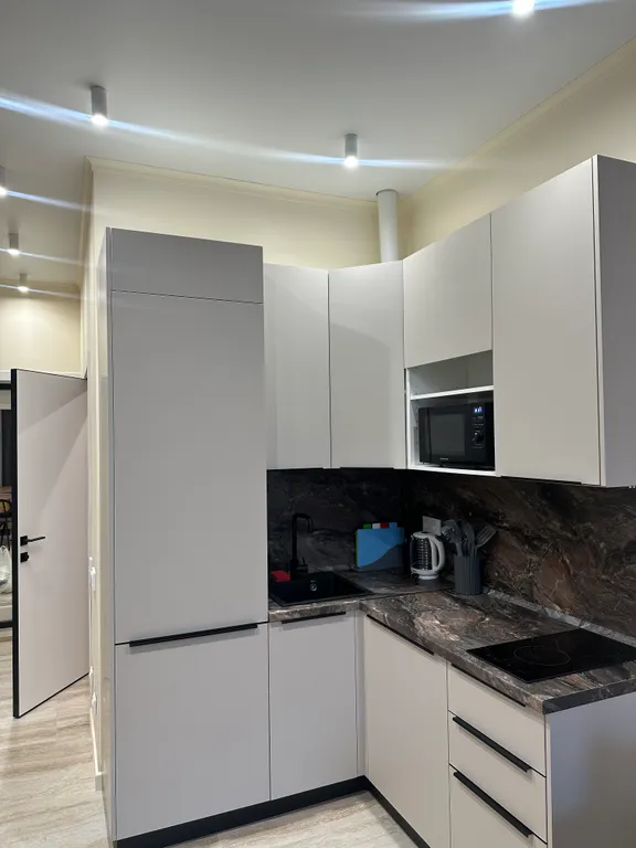 Red Fox уютная современная новая квартира