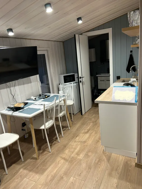 Душевный домик с баней в лесу