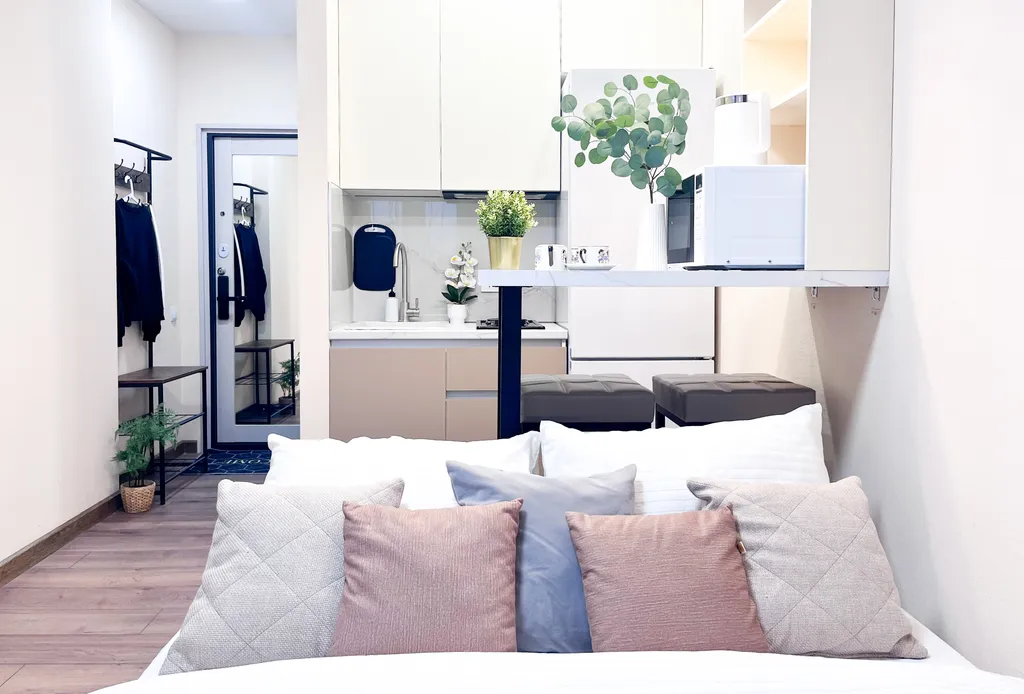 Очень уютная и светлая студия для двоих с лоджией