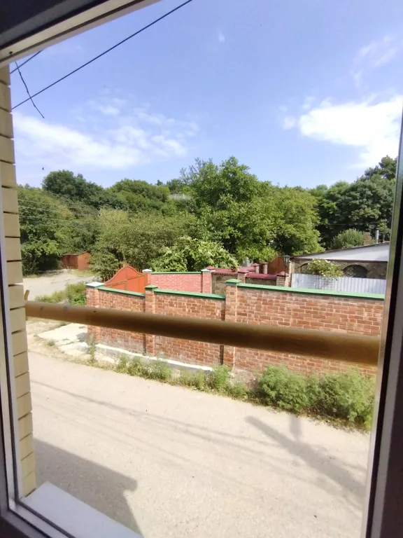 Дом у подножия горы Медовая