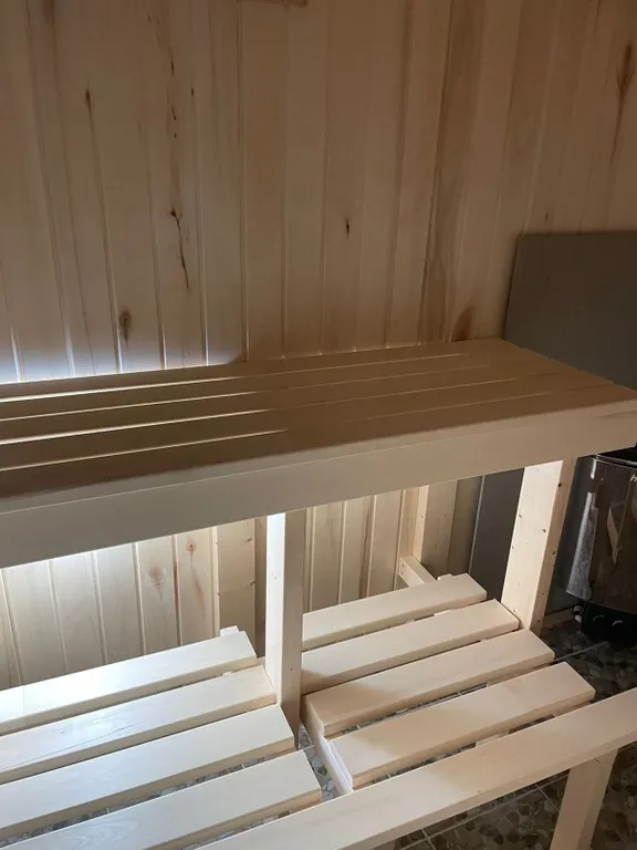 Уютный дом на берегу речки, в финском стиле