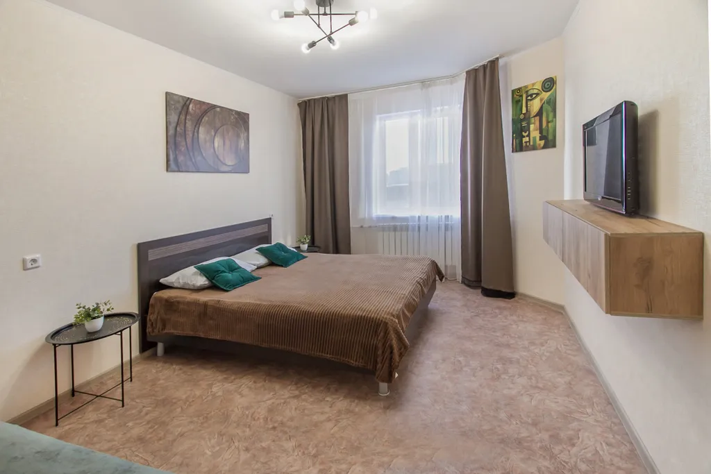 1 комнатная квартира7 мест возле мп, аэропорт, рынок воронежский