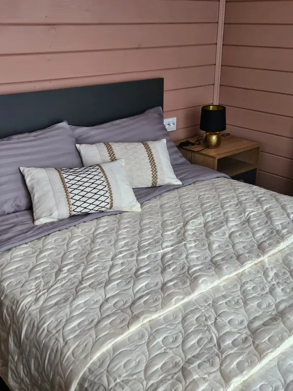 Коттедж для большой компании с баней