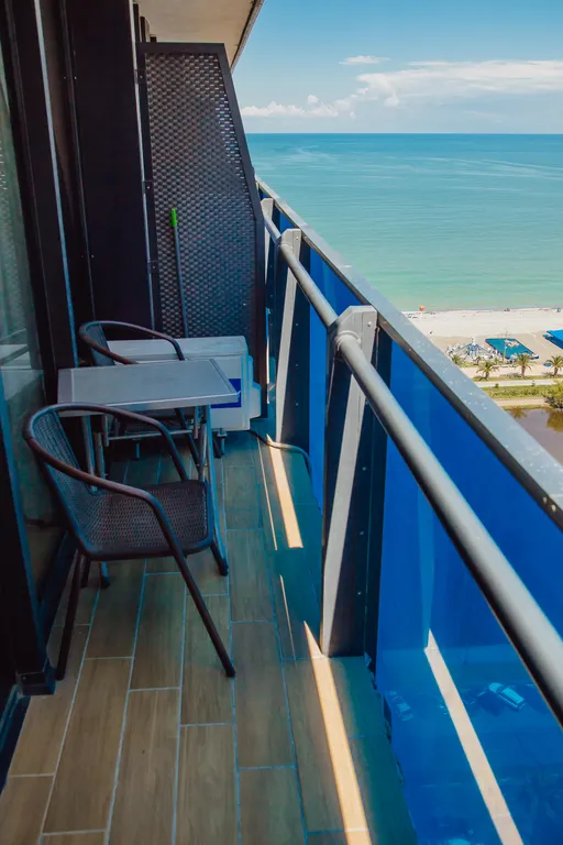 Апартамент с видом на море первая линия