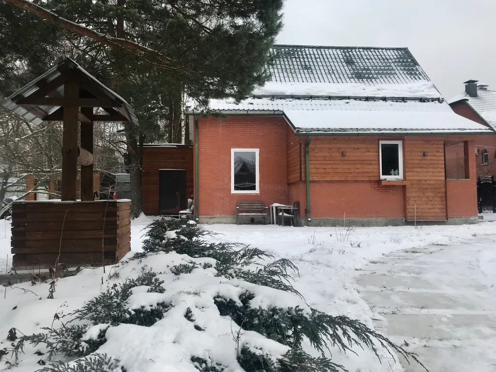 Уютный дом с камином «Сосны и Звёзды»