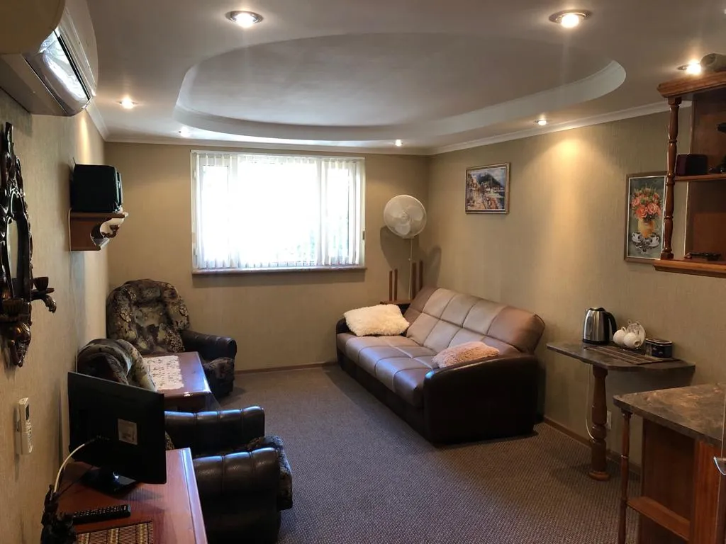 Коттедж 1-комнатный Дом — Сочи