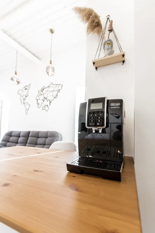 New lux apart с 3-спальнями в центре поляны