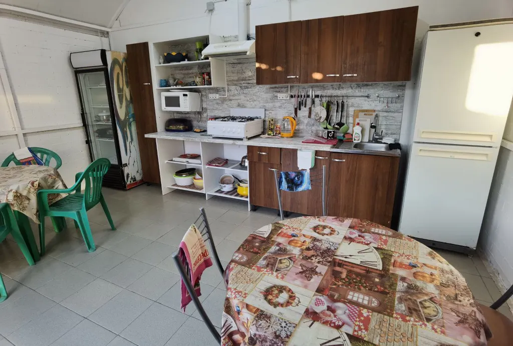 Уютная комната недалёко от моря, удобства в номере