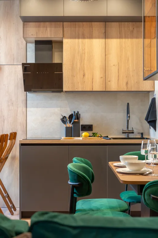 Просторная дизайнерская квартира с видовой терассой на берегу моря