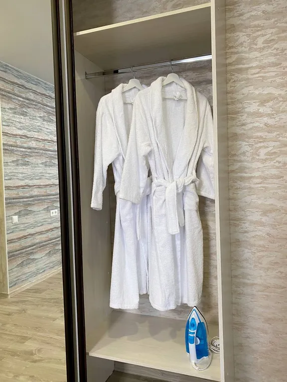 Яркая студия в апарт-отеле Кристалл!