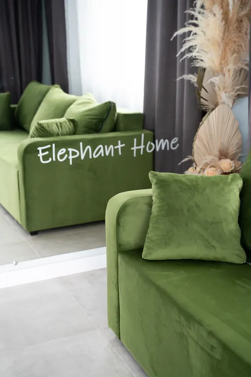 Дом на берегу реки