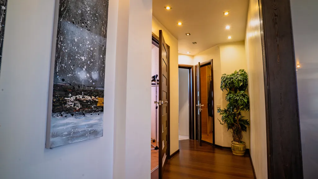 Центр города в 5 минутах езды, размещение 12 чел, кондиционер, сауна