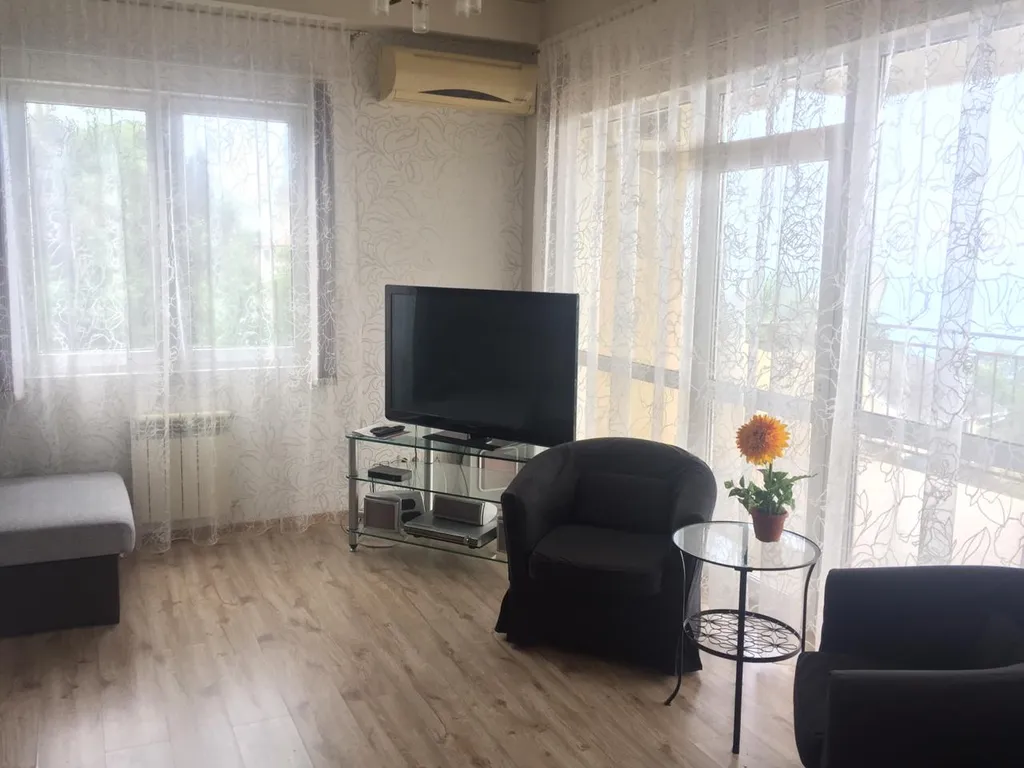 Уютная квартира с потрясающим видом на море