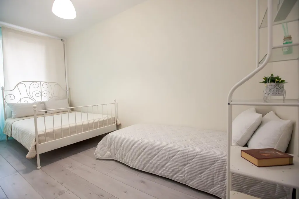 Двухкомнатный апартамент ВизавиМах