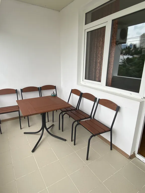 Просторная квартира в центре города недалеко от моря