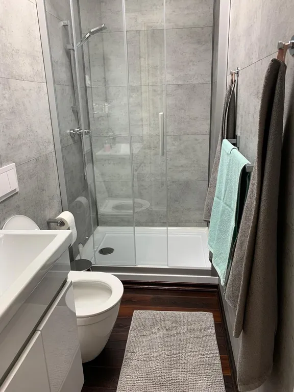 Чудесное место у озера с камином и русской баней