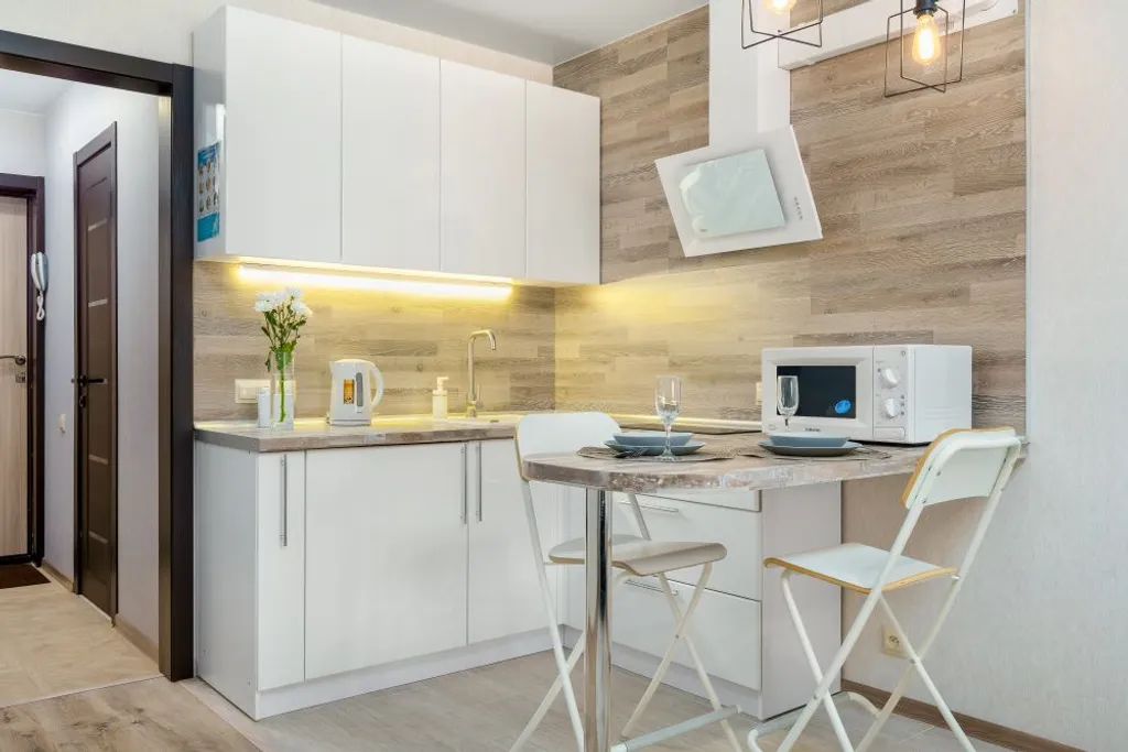 Good Night на Нефтяной 15