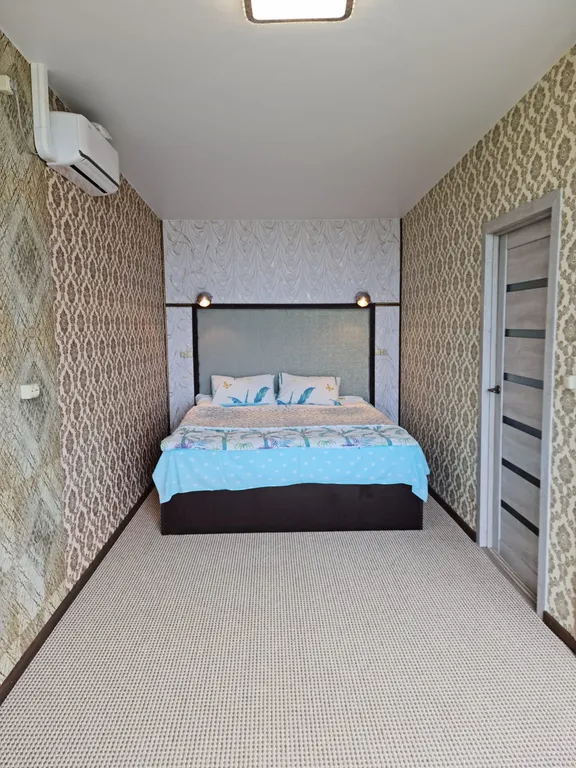 Дом Бархатная 2