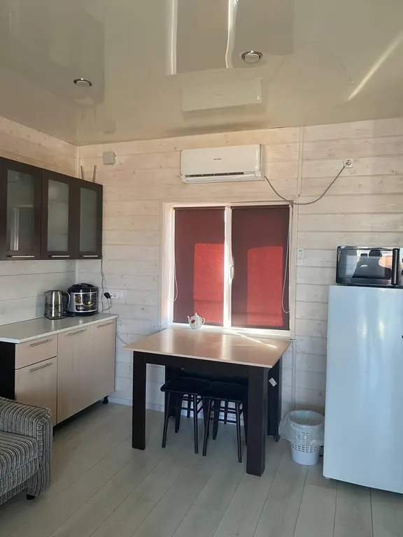 Коттедж 1-комнатный Дом — Кучугуры