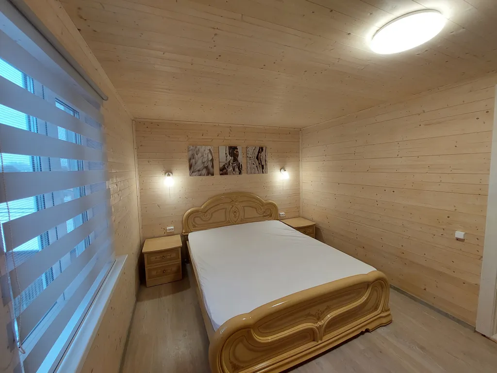 Уютный дом рядом с озером