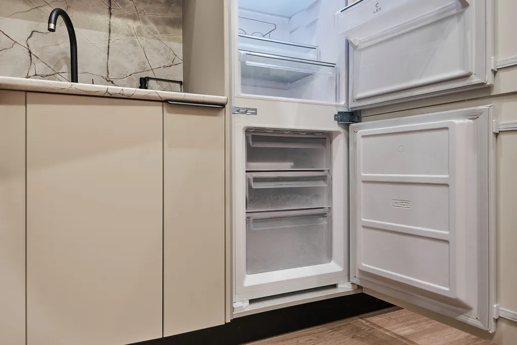 Студия для трех гостей