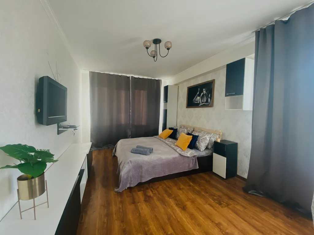 Двухкомнатная квартира рядом с университетом