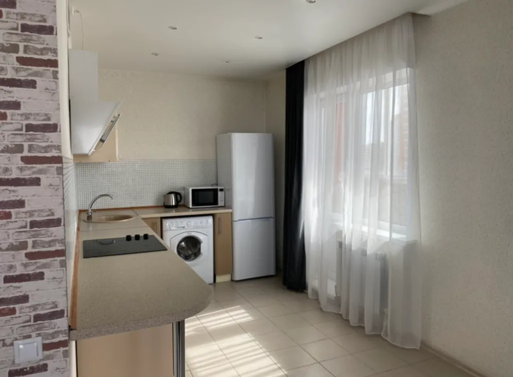 Квартира Квартира Просторная евро 2-комнатная в центре в новом доме — Новосибирск