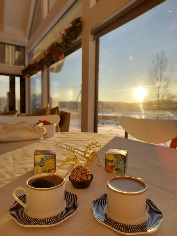 Светлый дом у озера c баней