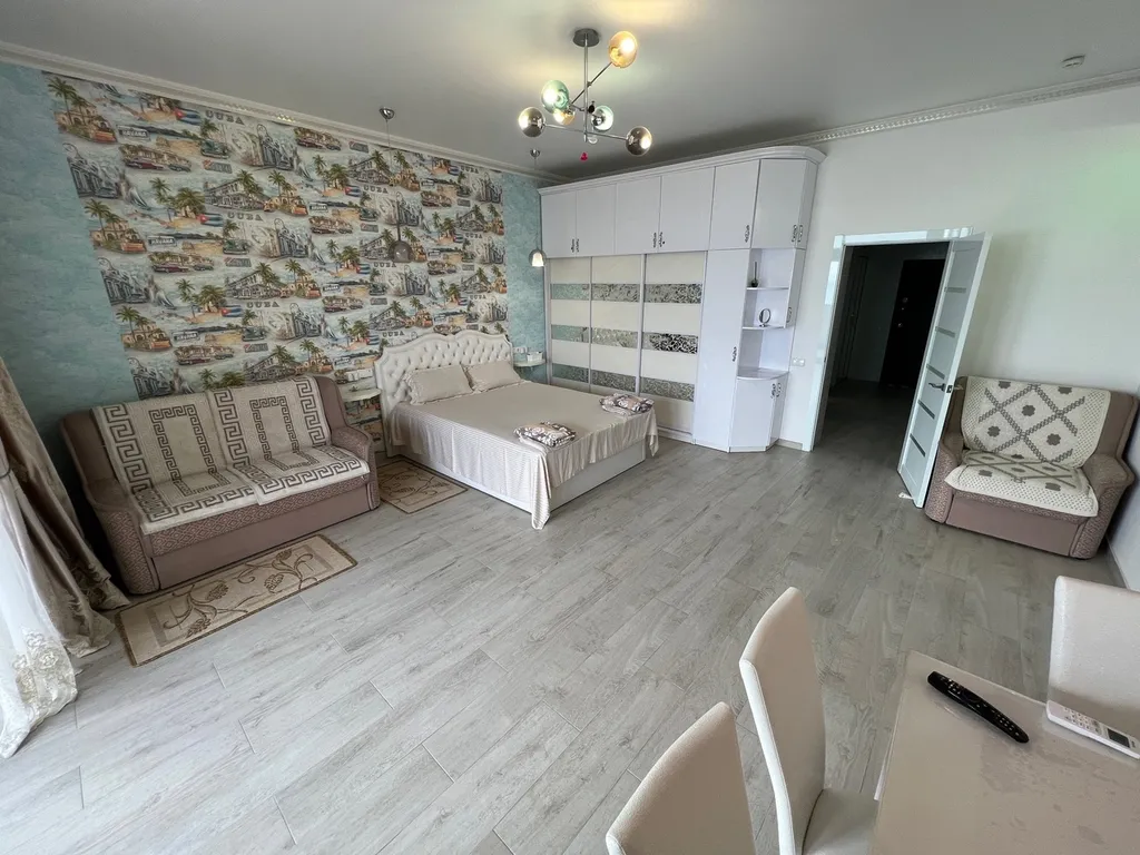 Однокомнатная квартира в Золотых песках в Евпатории