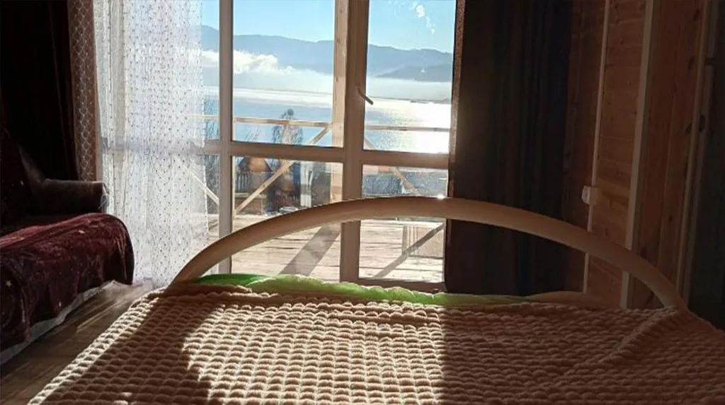 Дом с панорамным видом на Байкал