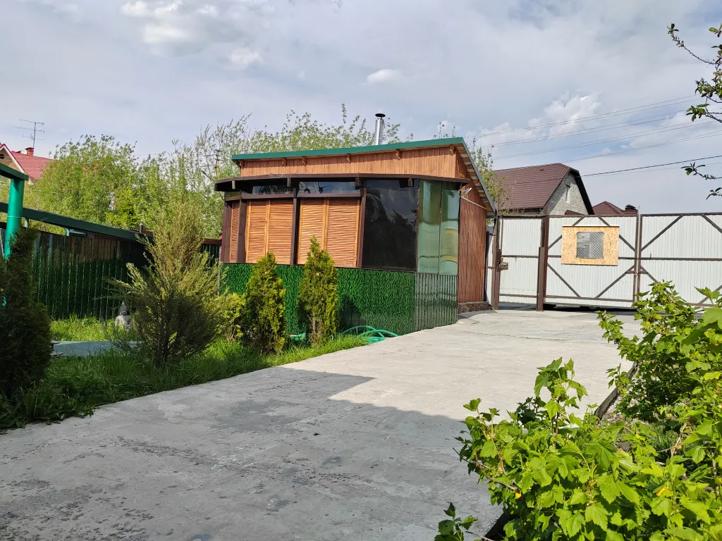 Уютный домик-дача в черте города со всеми удобствами квартиры