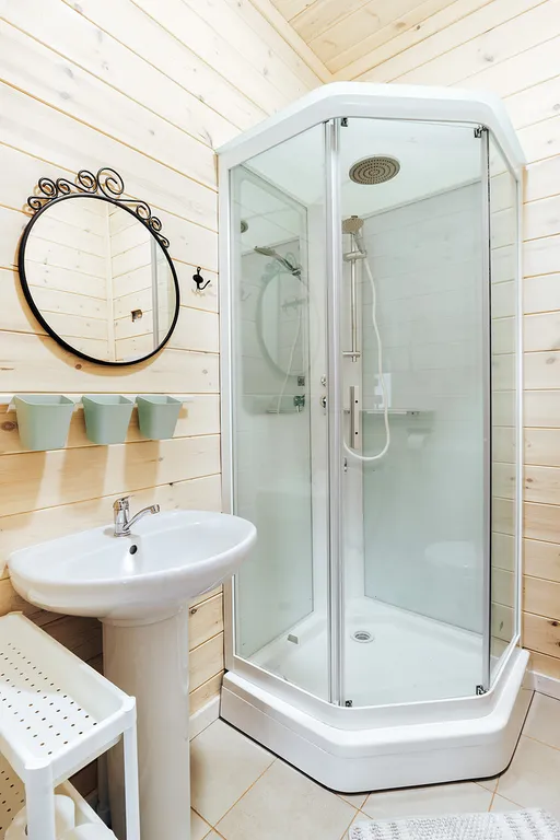 Малая Усадьба на холме