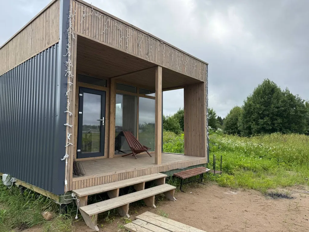 Коттедж Домик Бонапарт на базе отдыха Монтенегро — Волковицы