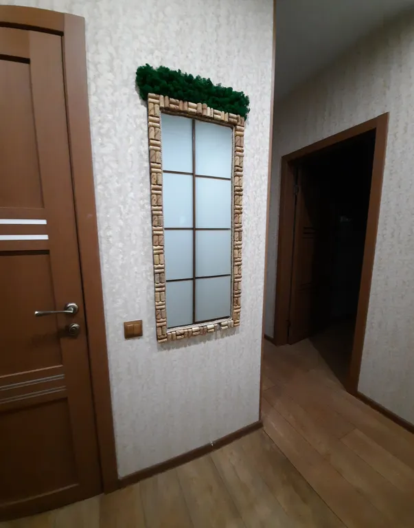 Апартамент с лаундж-зоной в экодизайне в центре города