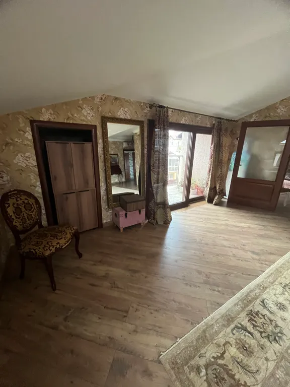 Апартаменты с видом на море!Красивая , атмосферная квартира !