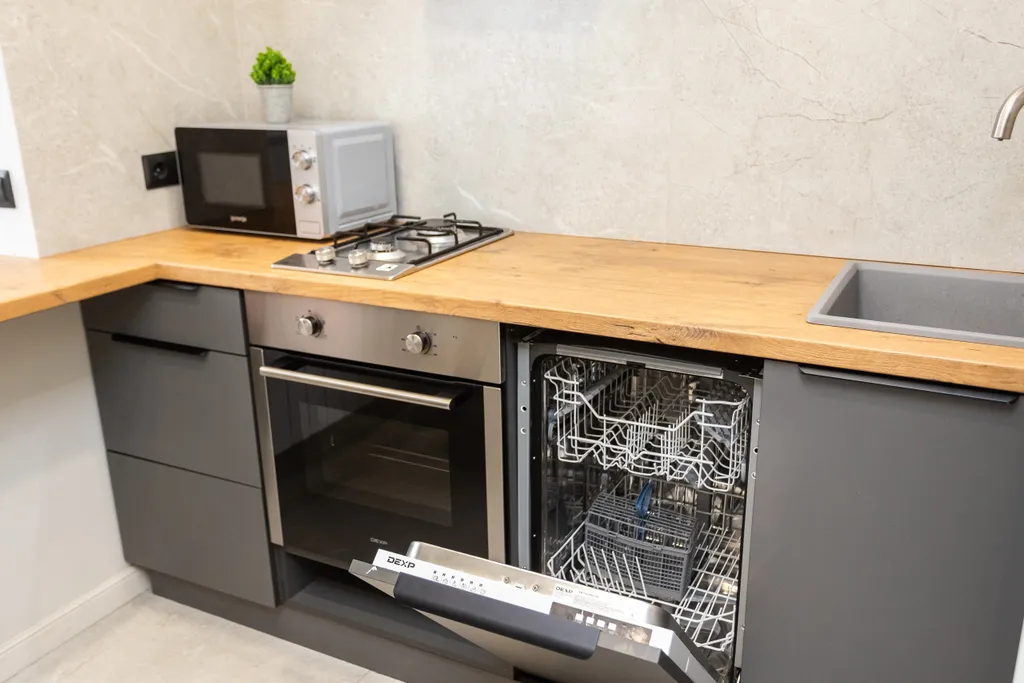 Уютная квартира с двумя балконами в центре рядом с Островом Канта