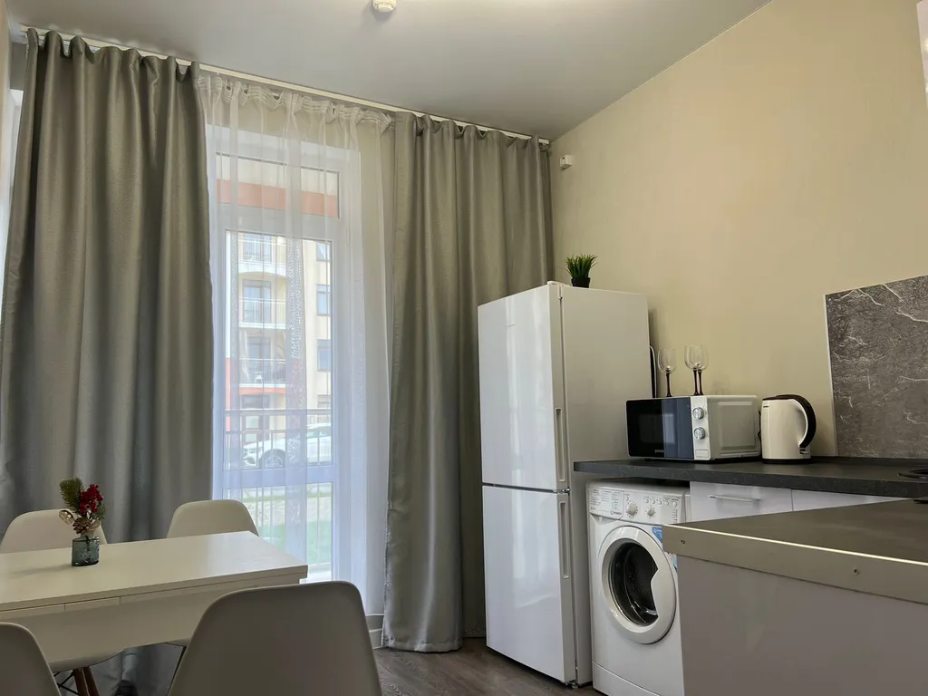 252 Однокомнатная с бассейнами на 4 человек