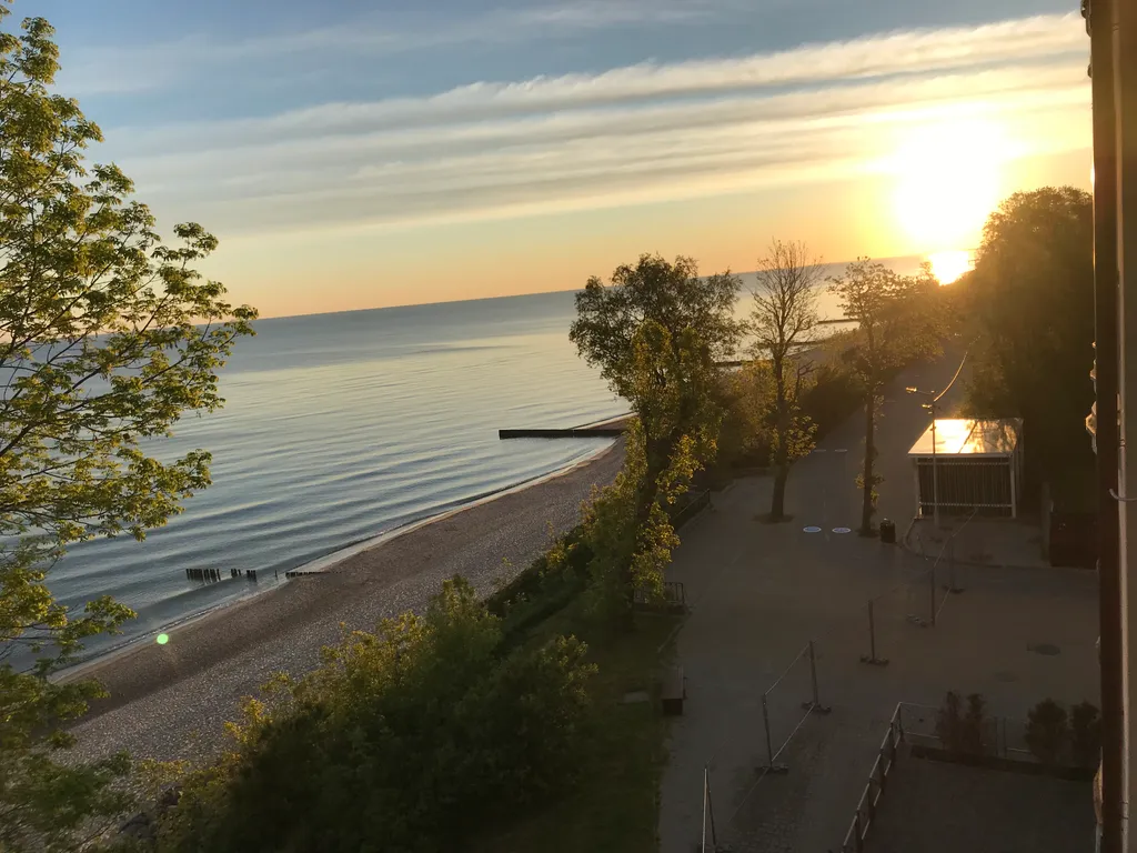 Апартамент белая волна с видом на море