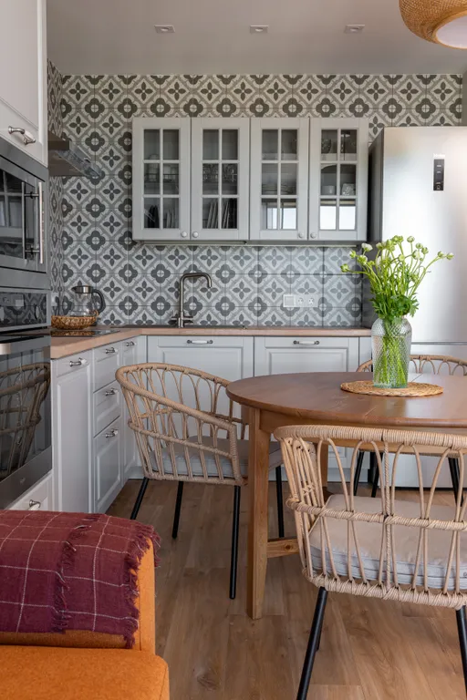 Красивая квартира в центре с видом на море и подземным паркингом