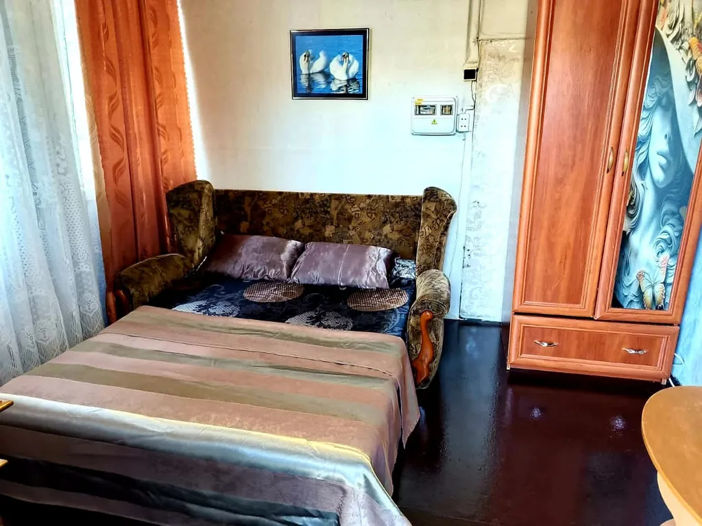 Комната, со свои отдельным входом, с видом горы