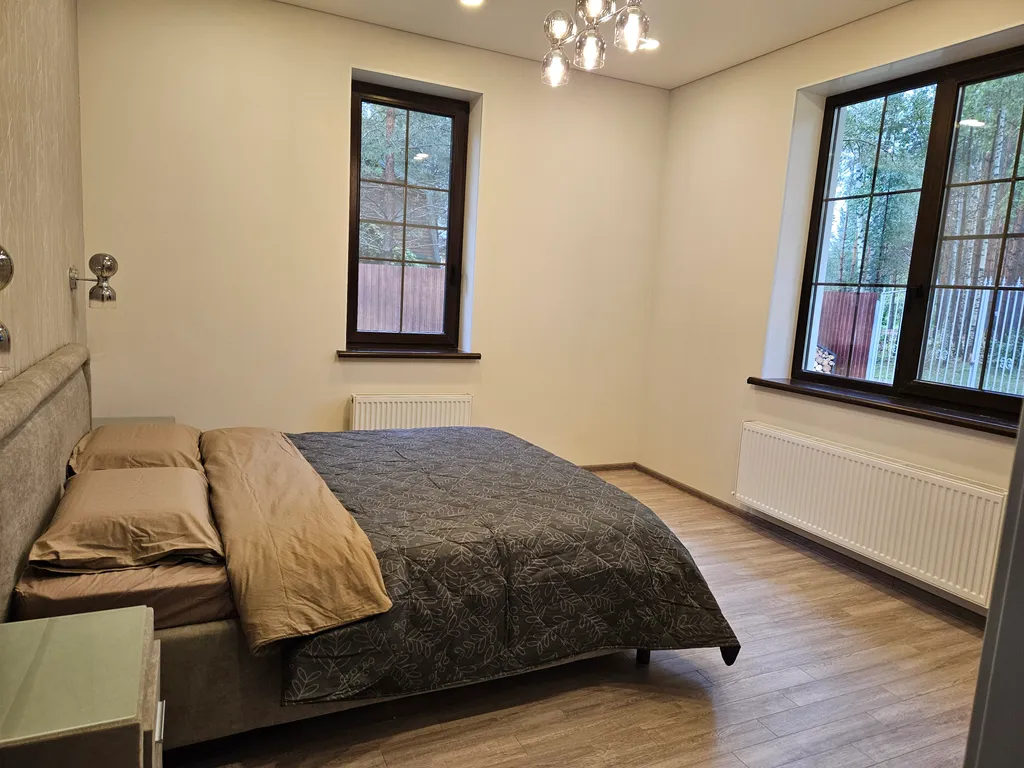 Дом, баня, чан, отапливаемая беседка