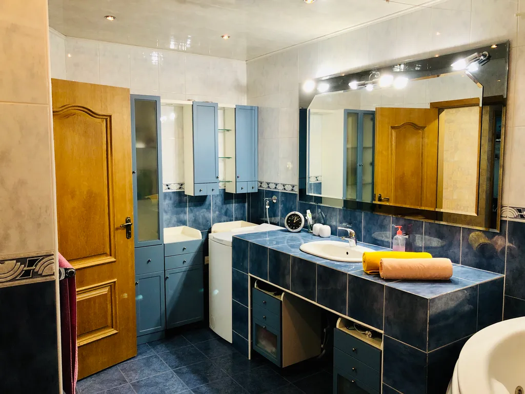 Квартира-люкс в центре у метро филармонии ЦУМа рынка