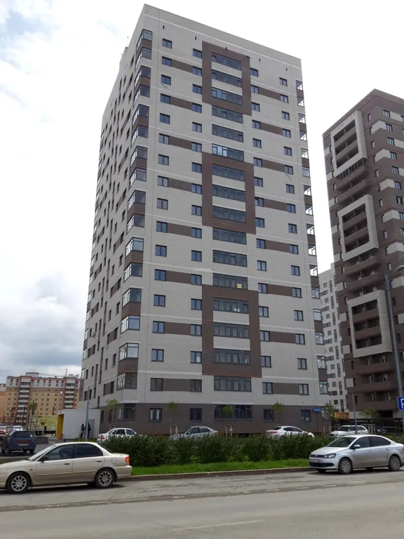 Квартира Однокомнатная квартира у тц Кристалл — Тюмень